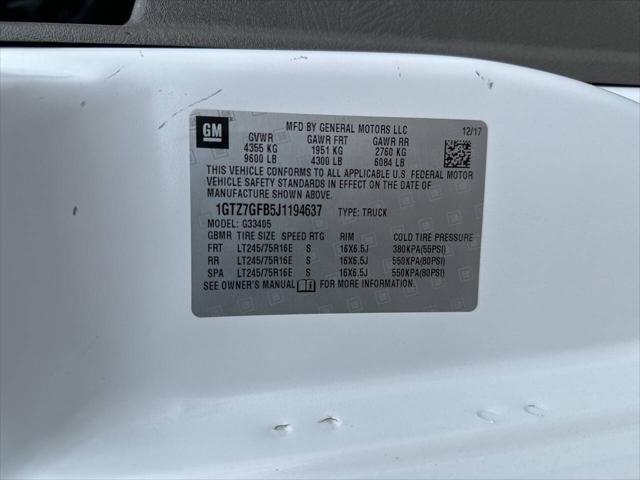 Photo of 2018 White GMC Savana 3500
