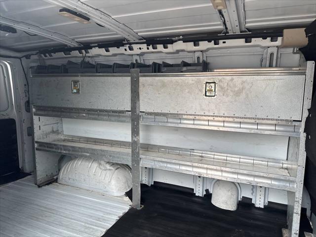 Photo of 2018 White GMC Savana 3500