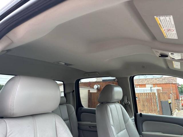 Photo of 2011 Black Chevrolet Silverado 3500