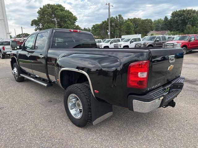 Photo of 2011 Black Chevrolet Silverado 3500
