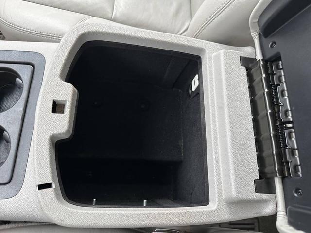Photo of 2011 Black Chevrolet Silverado 3500