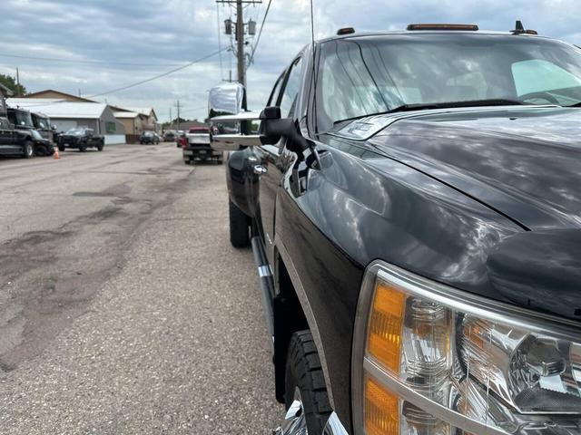 Photo of 2011 Black Chevrolet Silverado 3500