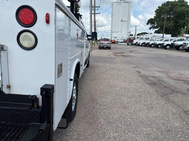 Photo of 2012 White Ford F-350