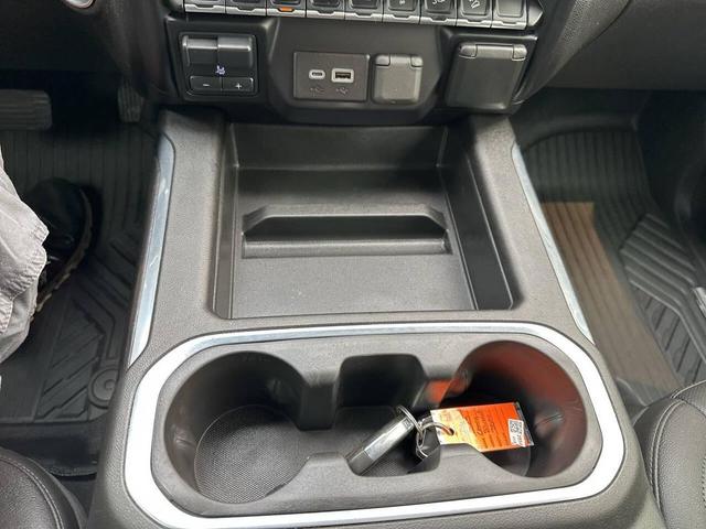 Photo of 2023 White Chevrolet Silverado 3500