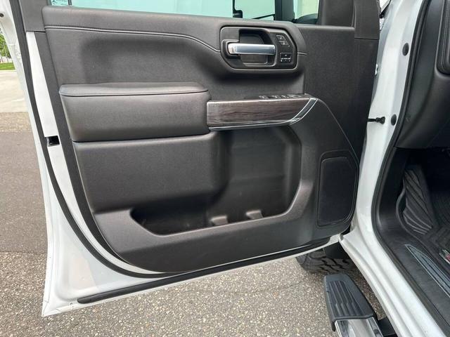 Photo of 2023 White Chevrolet Silverado 3500