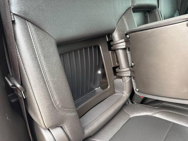 Photo of 2023 White Chevrolet Silverado 3500