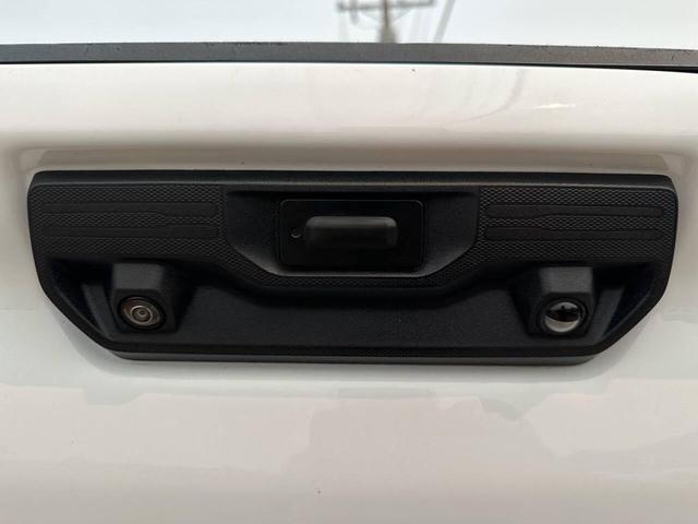 Photo of 2023 White Chevrolet Silverado 3500
