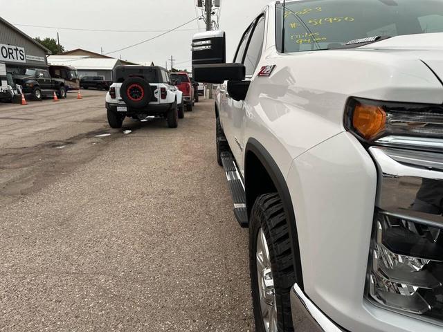 Photo of 2023 White Chevrolet Silverado 3500