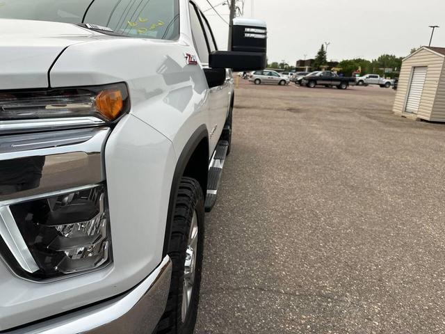 Photo of 2023 White Chevrolet Silverado 3500