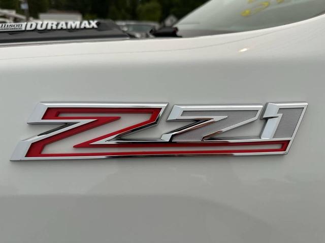 Photo of 2023 White Chevrolet Silverado 3500