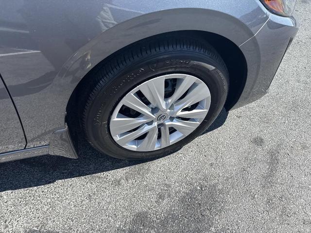 Photo of 2025 Gun Metallic Nissan Sentra