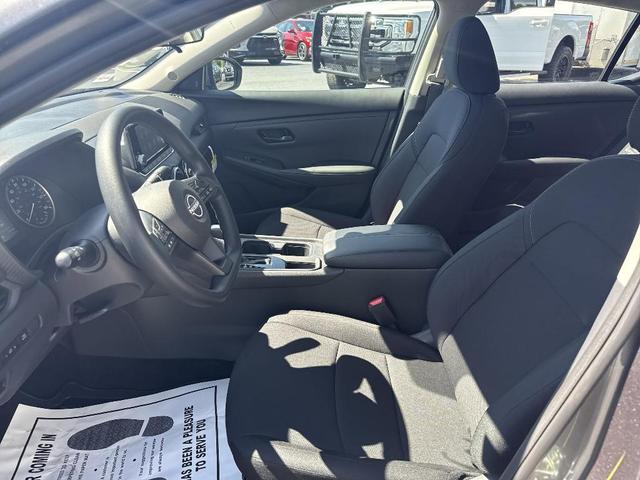 Photo of 2025 Gun Metallic Nissan Sentra