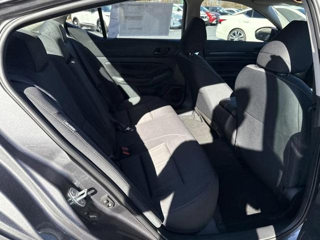 Photo of 2025 Gun Metallic Nissan Altima