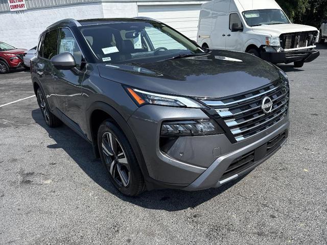 Photo of 2025 Gun Metallic Nissan Rogue