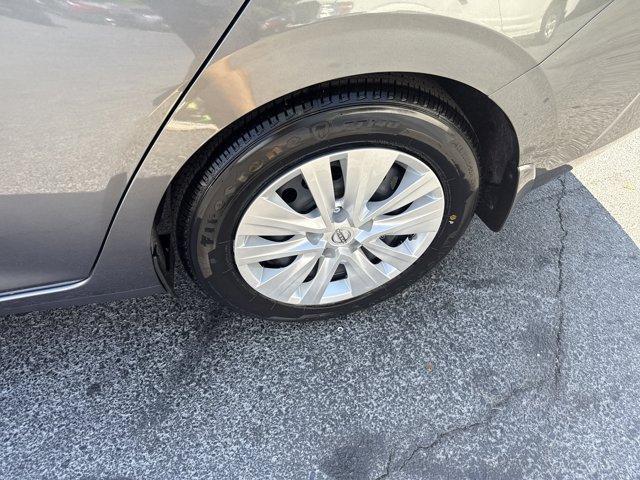 Photo of 2025 Gun Metallic Nissan Sentra