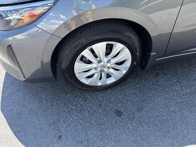 Photo of 2025 Gun Metallic Nissan Sentra