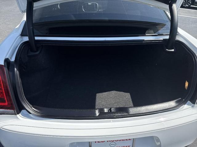 Photo of 2021 Bright White Chrysler 300