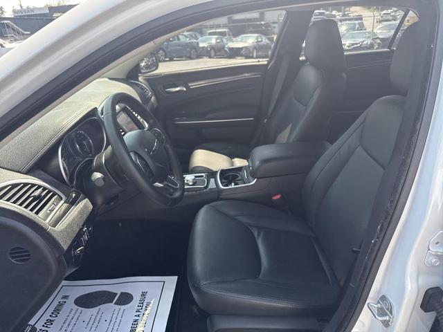 Photo of 2021 Bright White Chrysler 300