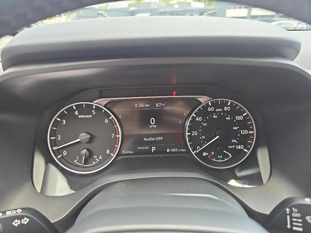 Photo of 2025 Black Nissan Rogue