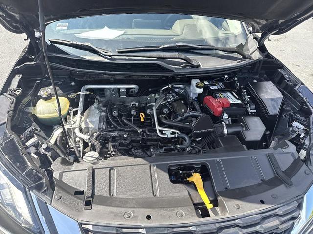 Photo of 2021 Black Nissan Rogue