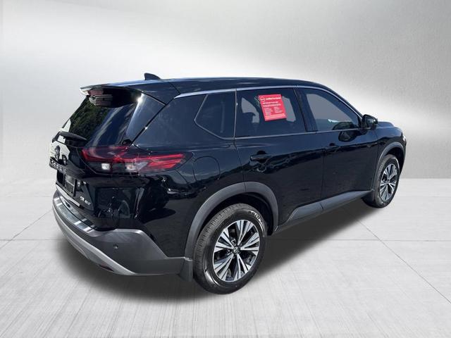 Photo of 2021 Black Nissan Rogue