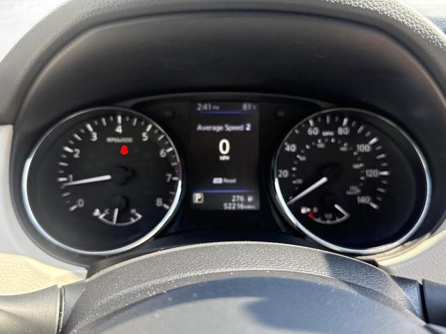 Photo of 2022 White Nissan Rogue Sport