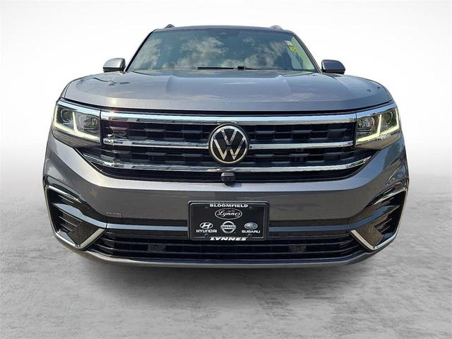 Photo of 2022 Platinum Gray Metallic Volkswagen Atlas