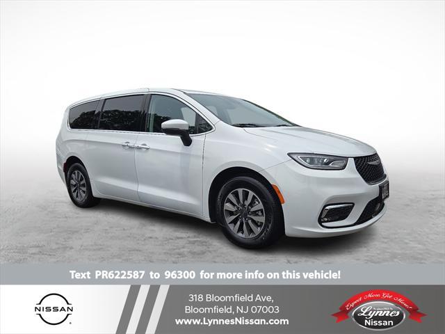 2023 Chrysler Pacifica Hybrid