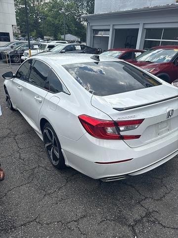 Photo of 2021 Platinum White Pearl Honda Accord