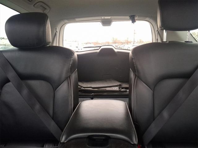 Photo of 2022 Moonstone White INFINITI QX80
