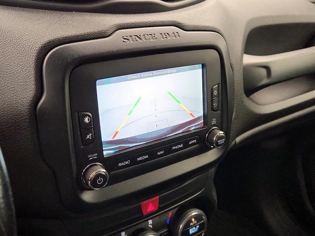 Photo of 2016 Gray Jeep Renegade