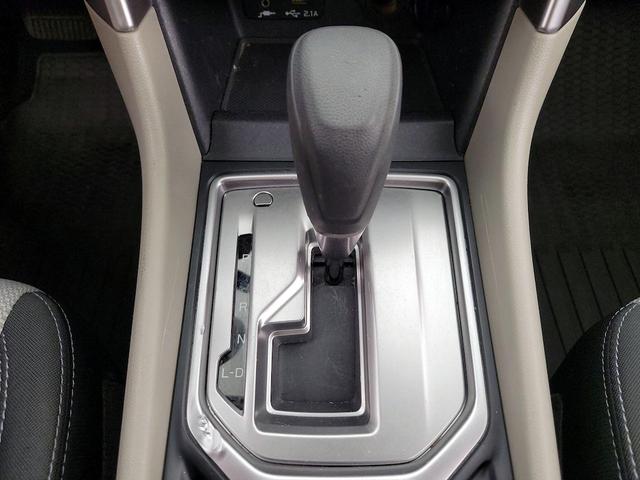 Photo of 2019 White Subaru Forester