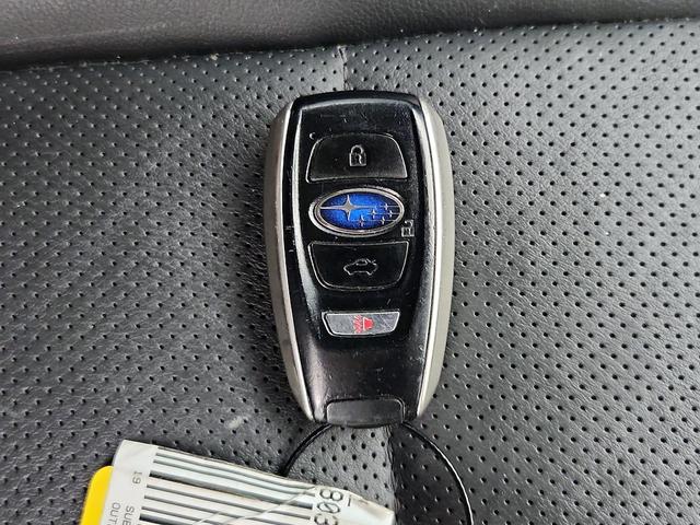 Photo of 2019 White Subaru Outback