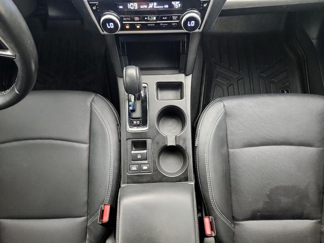 Photo of 2019 White Subaru Outback
