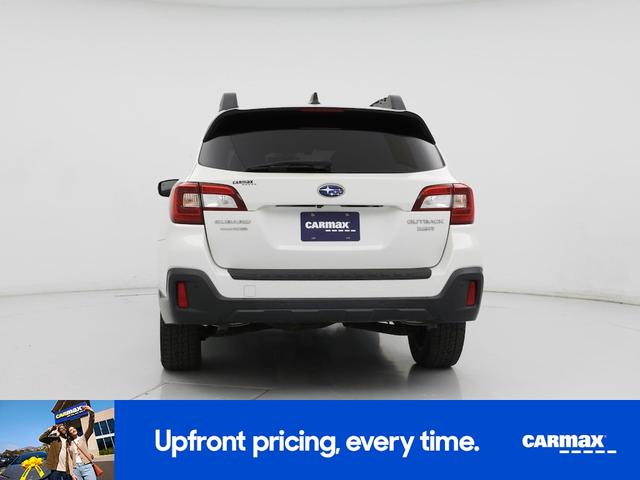 Photo of 2019 White Subaru Outback