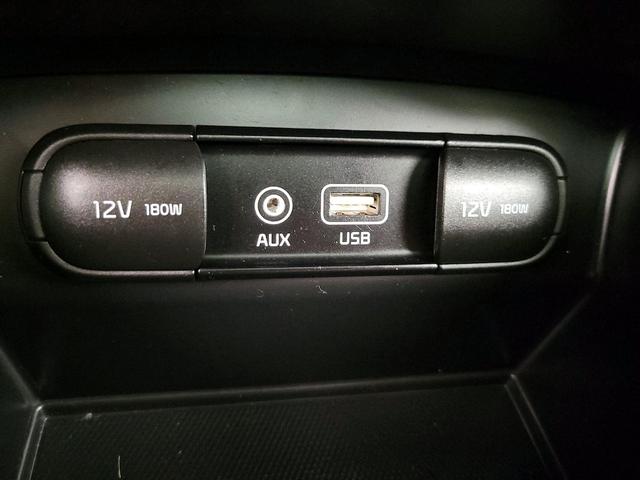 Photo of 2017 Blue Kia Sorento