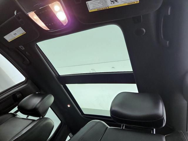 Photo of 2018 Black Jeep Grand Cherokee