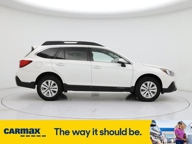Photo of 2019 White Subaru Outback