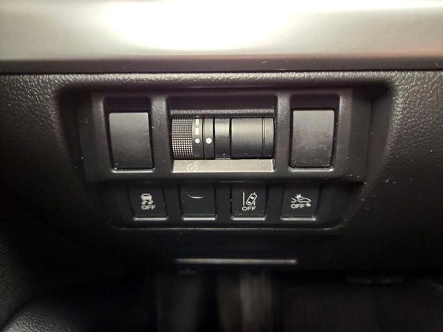 Photo of 2019 White Subaru Outback