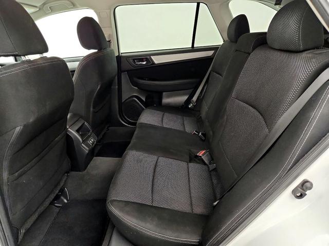 Photo of 2019 White Subaru Outback