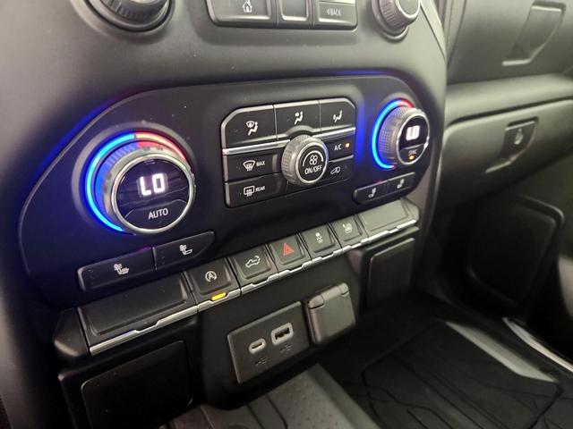 Photo of 2021 Blue Chevrolet Silverado 1500