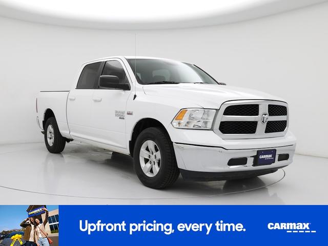 Photo of 2021 White RAM 1500 Classic