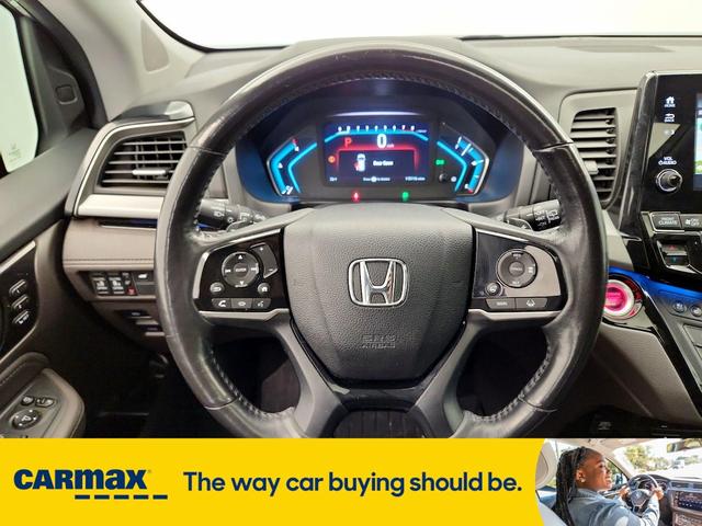 Photo of 2018 White Honda Odyssey