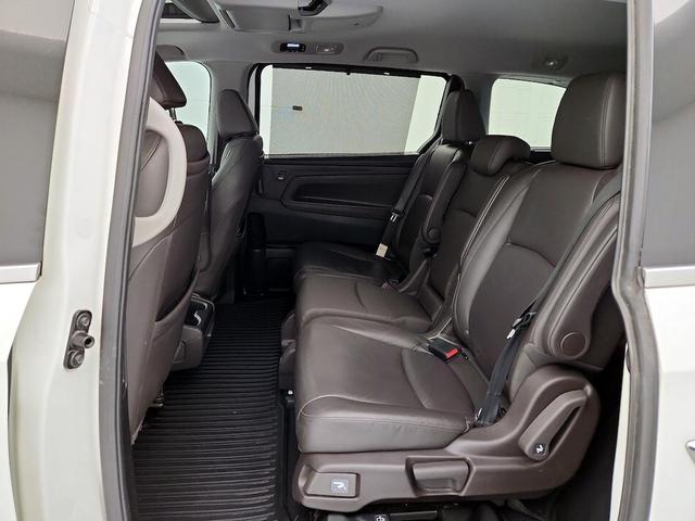 Photo of 2018 White Honda Odyssey