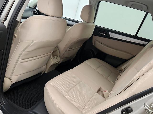 Photo of 2019 Gold Subaru Outback