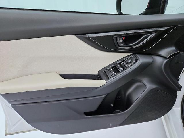 Photo of 2021 White Subaru Impreza