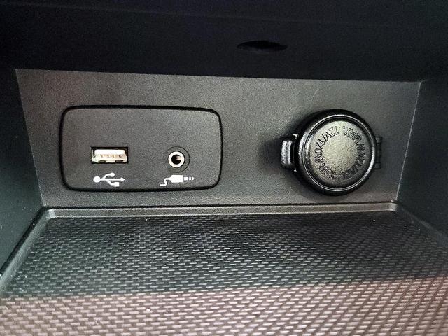 Photo of 2021 White Subaru Impreza