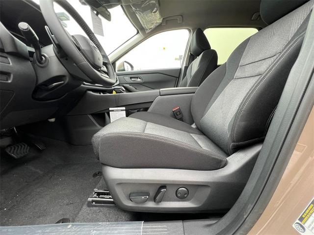 Photo of 2025 Baja Storm Nissan Rogue