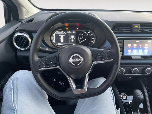 Photo of 2025 Gray Sky Pearl Nissan Versa