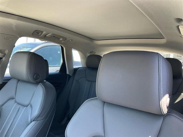 Photo of 2021 Navarra Blue Metallic Audi Q5